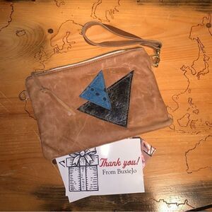 NWT BuxieJo Clutch 